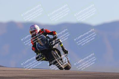 media/Nov-06-2023-Moto Forza (Mon) [[ce023d0744]]/3-Intermediate Group/Session 5 (Turn 9)/